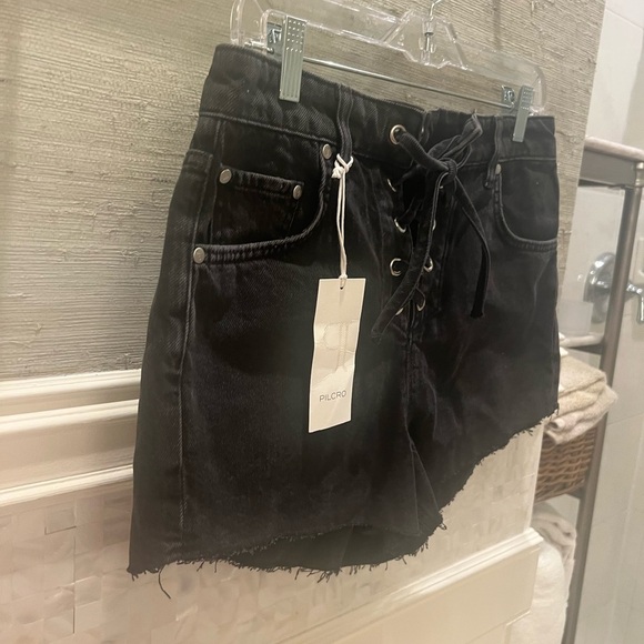 NWT new 29 fits 28 Anthropologie pilcro lace up denim jean shorts black - Picture 11 of 16